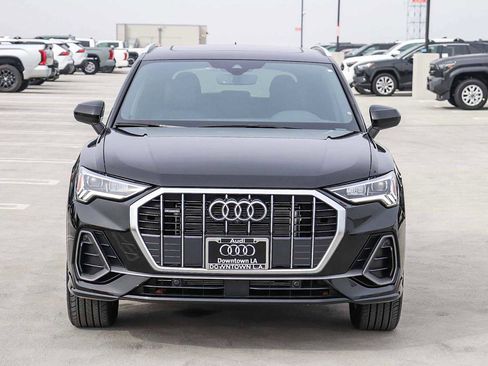 Used 2025 Audi Q3 2.0T Premium Plus w/ Premium Plus Package image 2