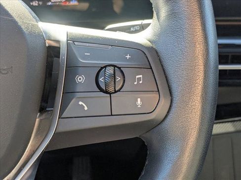 Used 2025 BMW X1 xDrive28i image 5