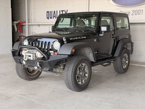 Used 2013 Jeep Wrangler Rubicon w/ PWR Convenience Group AWD/4WD image 5