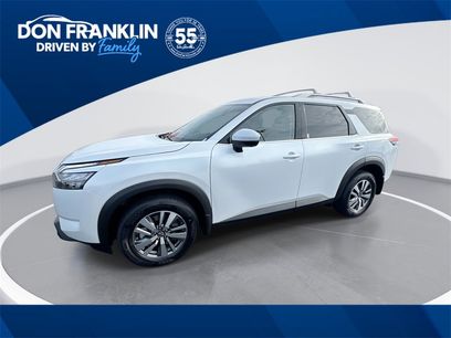 New 2025 Nissan Pathfinder SL