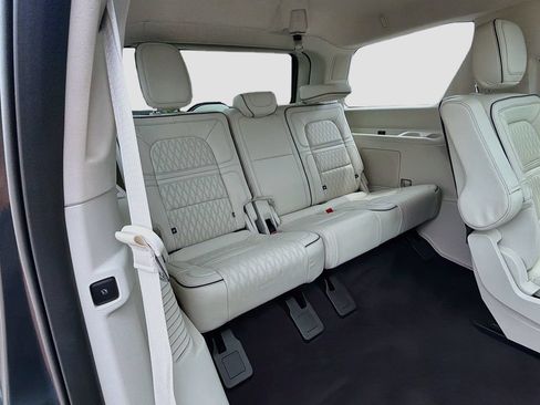 Used 2021 Lincoln Navigator Black Label AWD/4WD image 31
