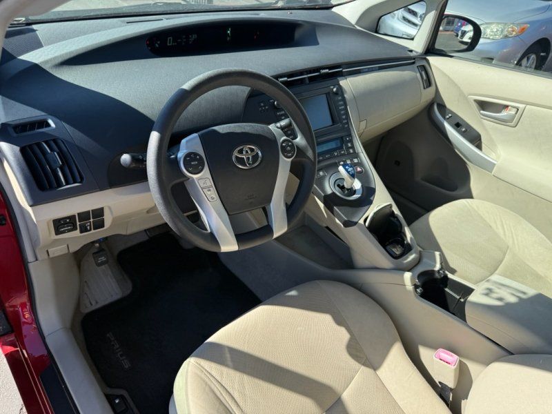 Used 2010 Toyota Prius Three w/ Navigation Pkg FWD image 12