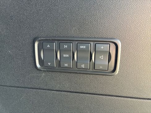 Used 2017 GMC Acadia Limited SLT AWD/4WD image 6