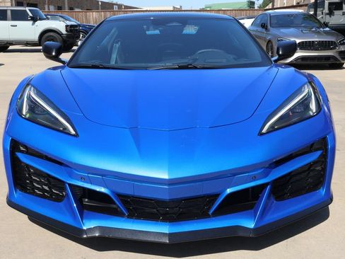Used 2025 Chevrolet Corvette E-Ray w/ Stealth Interior Trim Package AWD/4WD image 2