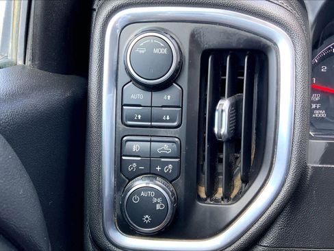 Used 2020 Chevrolet Silverado 1500 RST AWD/4WD image 35