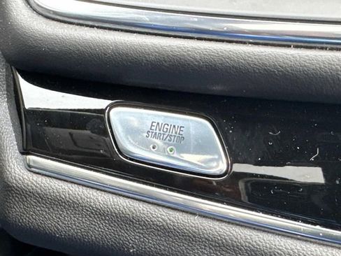 Used 2023 Buick Enclave Avenir w/ Avenir Technology Package image 37