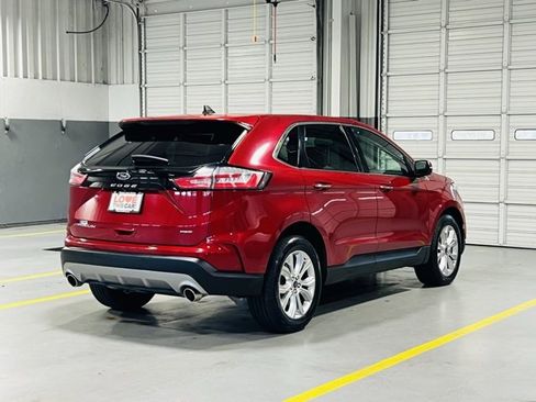 Used 2022 Ford Edge Titanium image 18