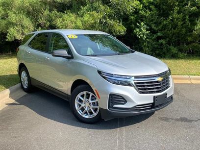 Used 2022 Chevrolet Equinox LS w/ LS Convenience Package