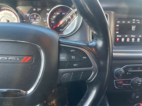 Used 2019 Dodge Charger SXT w/ Leather Interior Group image 24