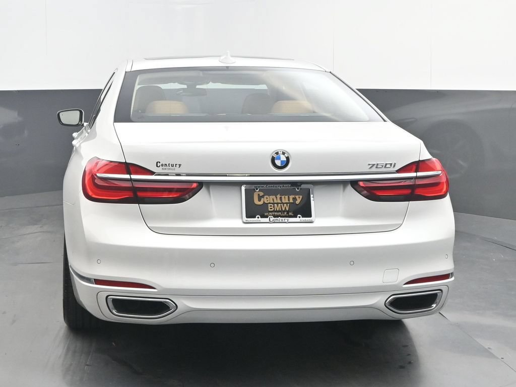 Used 2019 BMW 750i w/ Executive Package RWD image 6
