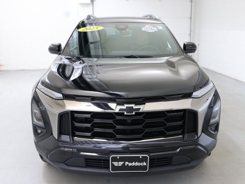 Used 2025 Chevrolet Equinox ACTIV w/ Safety and Technology Package image 2