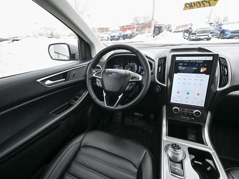 Used 2024 Ford Edge SEL w/ Convenience Package image 32