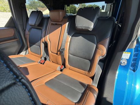 Used 2023 Ford Bronco Outer Banks AWD/4WD image 21