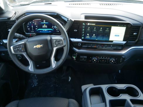 New 2026 Chevrolet Silverado 1500 LT image 15