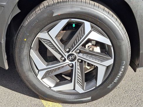 Certified 2022 Hyundai Tucson SEL w/ Convenience + Premium Package image 9