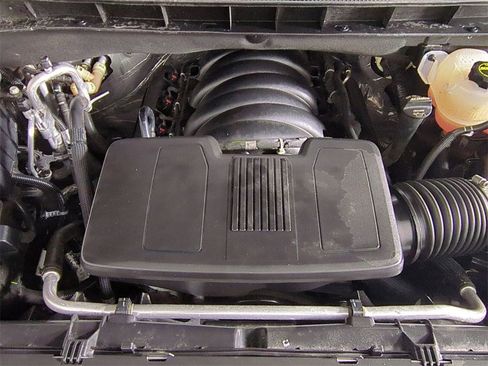 Certified 2024 Chevrolet Suburban Premier image 30