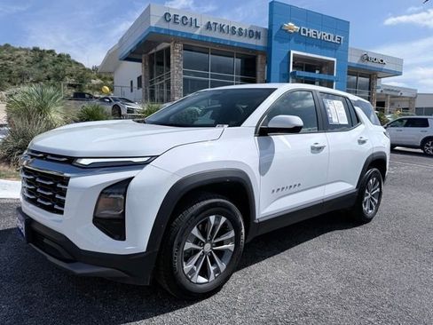 Certified 2026 Chevrolet Equinox LT AWD/4WD image 1