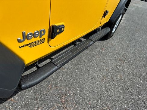 Used 2021 Jeep Wrangler Unlimited Sport image 9