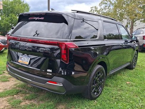 Used 2027 Kia Carnival SX w/ Dark Edition Package FWD image 6