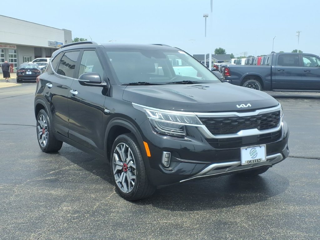 Used 2023 Kia Seltos SX w/ SX Sunroof Package AWD/4WD image 1