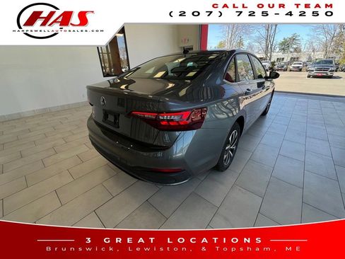 Used 2024 Volkswagen Jetta S FWD image 6