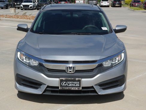 Used 2017 Honda Civic EX image 2