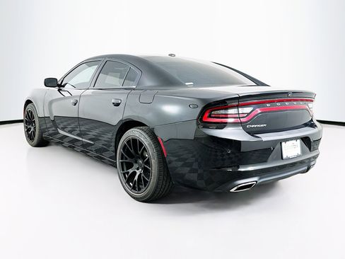 Used 2021 Dodge Charger SXT RWD image 5