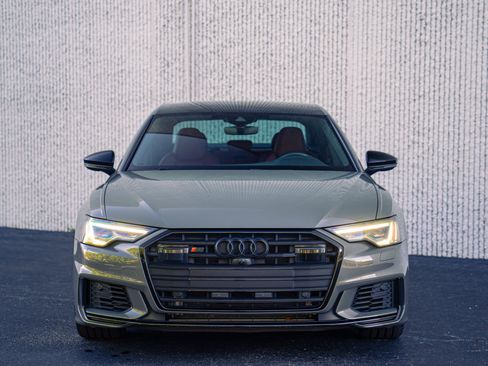 Used 2022 Audi S6 Premium Plus AWD/4WD image 3