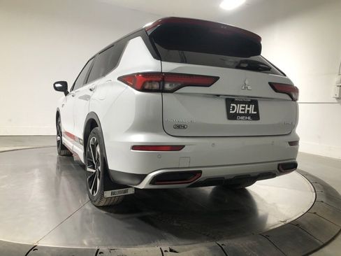 Used 2024 Mitsubishi Outlander Ralliart image 5