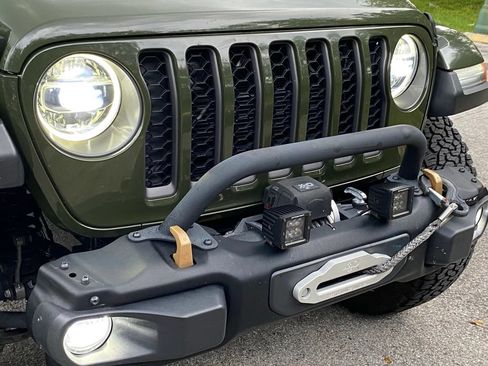 Used 2021 Jeep Wrangler Unlimited Rubicon w/ Trailer Tow Package AWD/4WD image 11