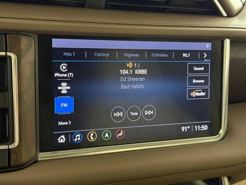 Used 2021 GMC Yukon Denali w/ Denali Premium Package RWD image 23