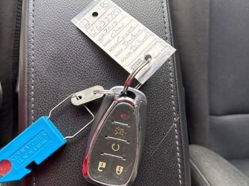 Used 2018 Chevrolet Cruze LT w/ Convenience Package image 32