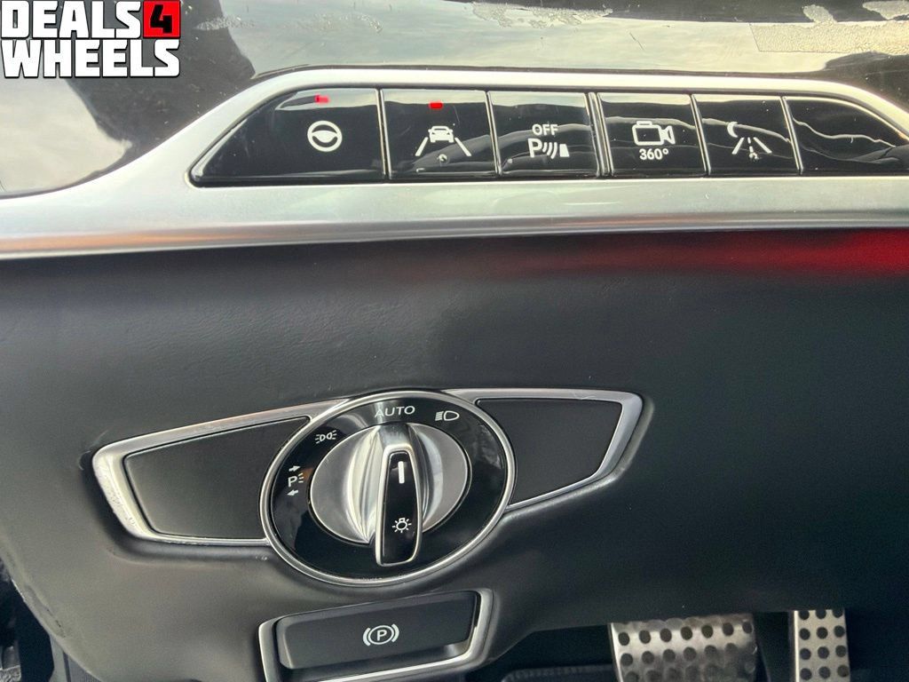 Used 2015 Mercedes-Benz S 63 AMG 4MATIC Sedan w/ Executive Rear Seat Package image 25