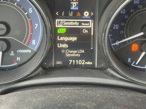 Used 2018 Toyota Corolla iM w/ All-Weather Mat Package FWD image 25