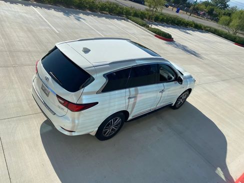 Used 2019 INFINITI QX60 Luxe w/ Essential Package AWD/4WD image 7