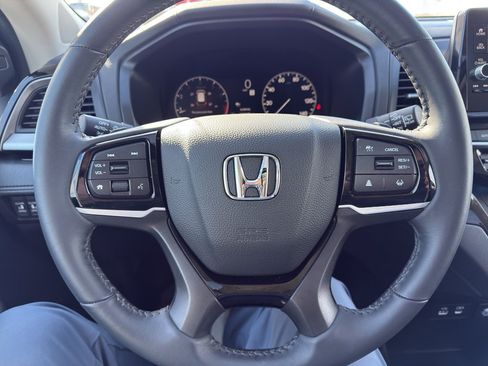 Used 2025 Honda Odyssey Touring image 23
