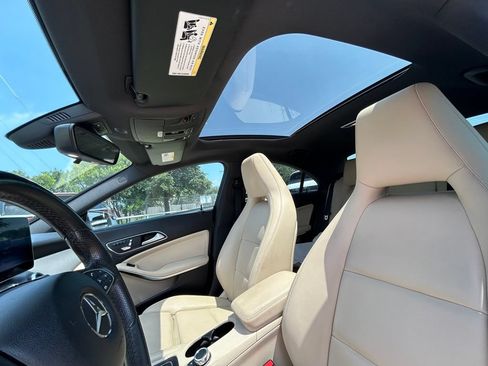 Used 2018 Mercedes-Benz CLA 250 4MATIC image 12