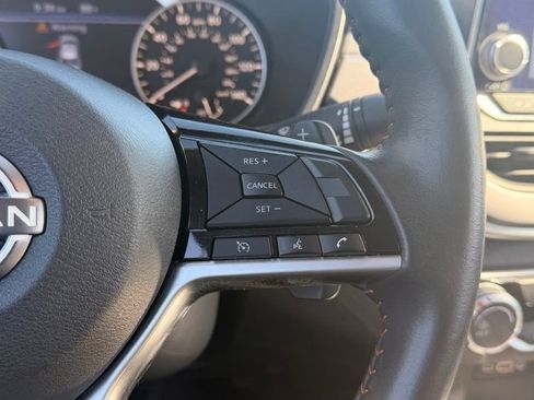 Used 2024 Nissan Altima 2.5 SR FWD image 9