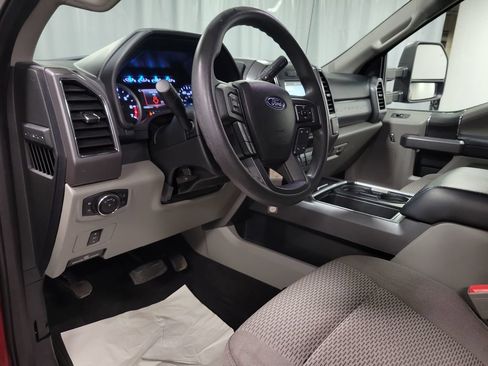 Used 2019 Ford F250 XLT w/ XLT Value Package AWD/4WD image 20