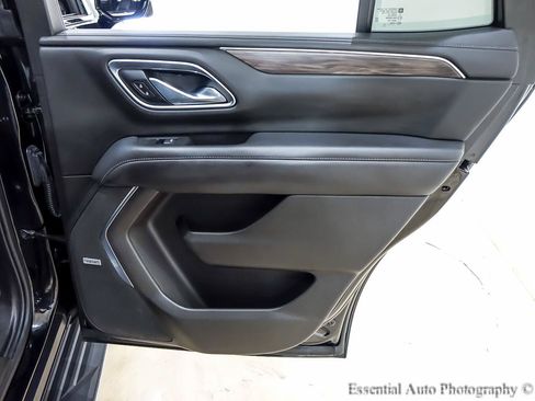 Used 2021 Chevrolet Tahoe LT w/ LT Signature Plus Package AWD/4WD image 33