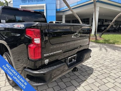 Used 2025 Chevrolet Silverado 1500 RST AWD/4WD image 12