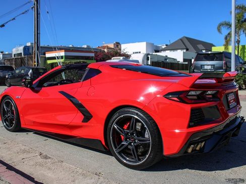 Used 2020 Chevrolet Corvette Stingray Premium Cpe w/ 3LT Preferred Equipment Group image 3