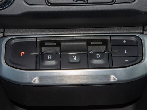 Used 2022 GMC Acadia SLE w/ Driver Convenience Package image 21