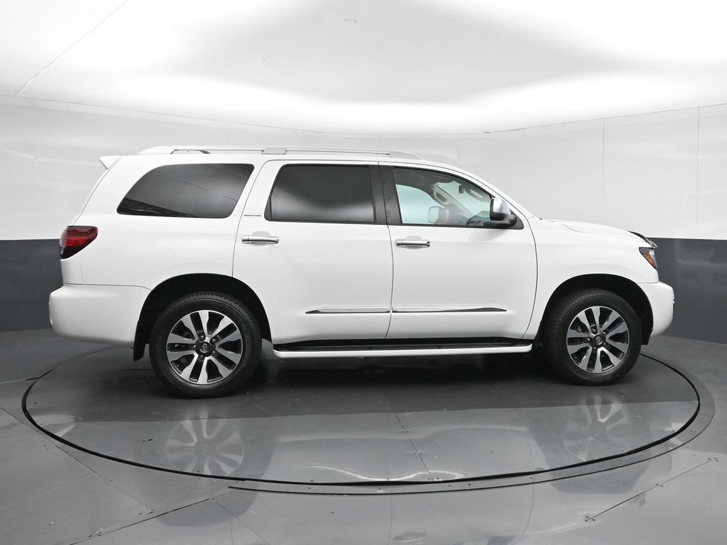 Used 2019 Toyota Sequoia Limited w/ Safety & Convenience Package AWD/4WD image 8
