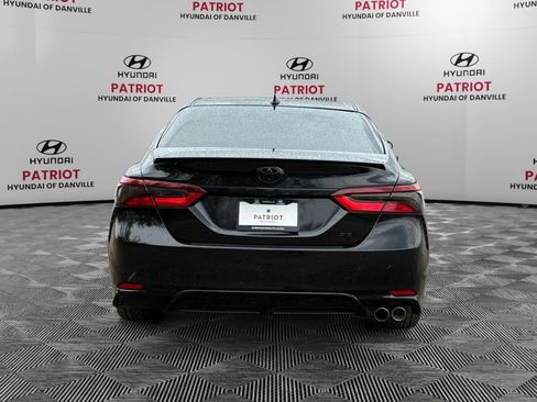 Used 2023 Toyota Camry SE w/ Convenience Package image 4