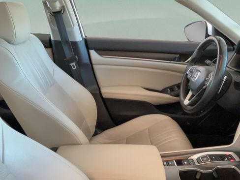 Used 2021 Honda Accord Touring image 34
