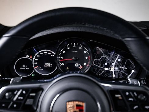 Certified 2023 Porsche Cayenne Platinum Edition AWD/4WD image 15