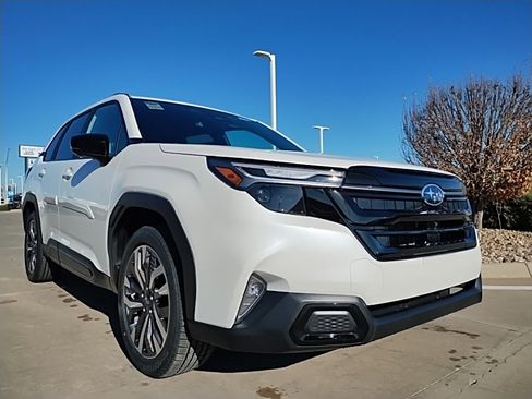 Used 2026 Subaru Forester Touring image 4
