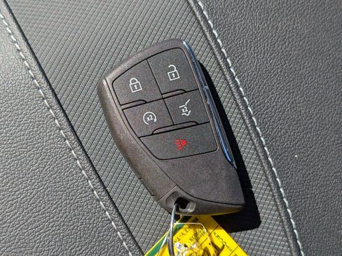 New 2026 Chevrolet Traverse RS image 32