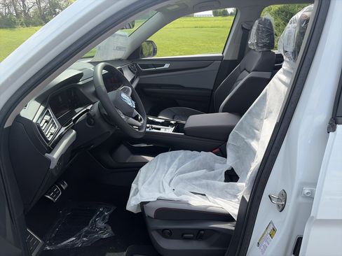 New 2026 Volkswagen Atlas Peak Edition AWD/4WD image 12